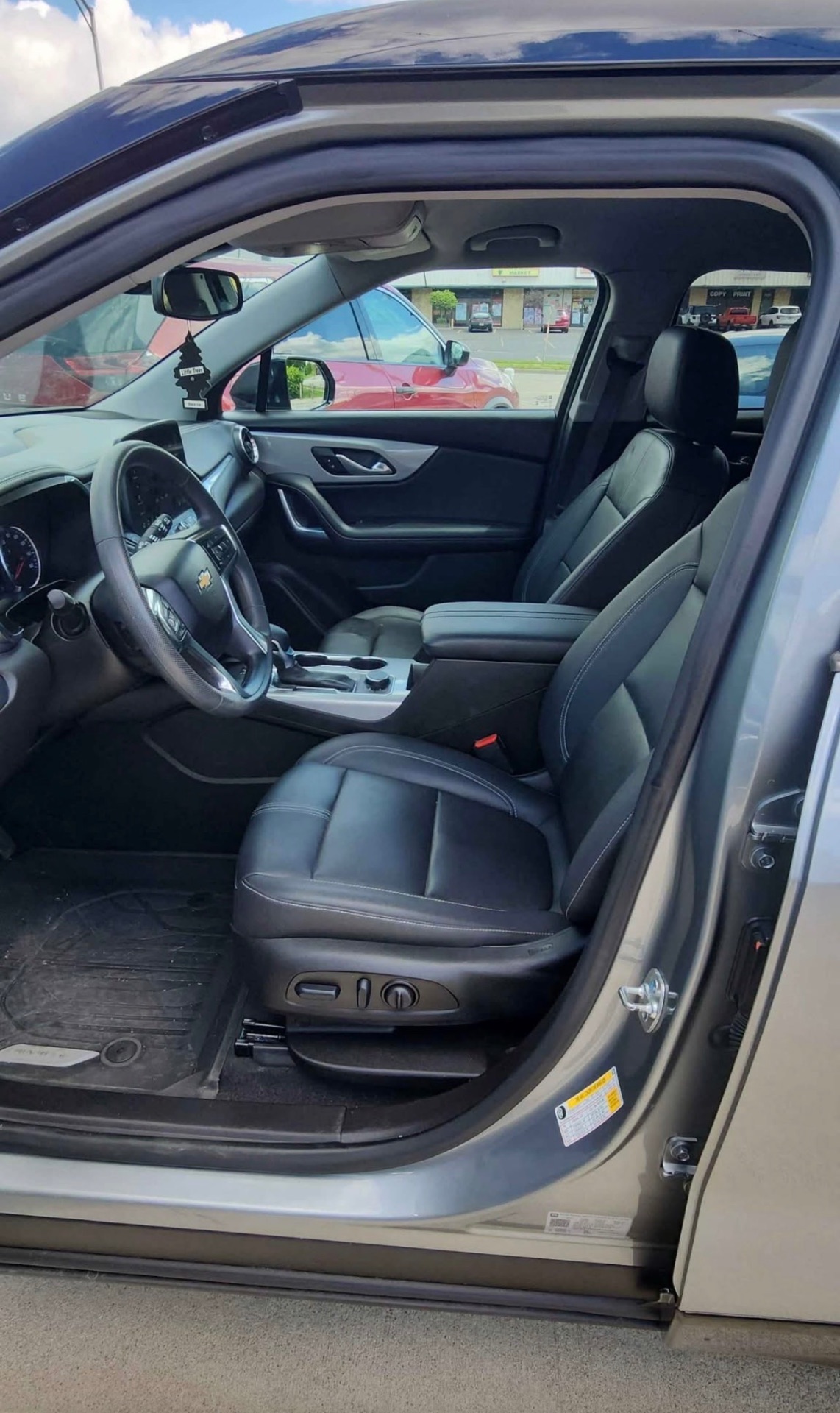 2024 Chevrolet Blazer — photo 5 of 7