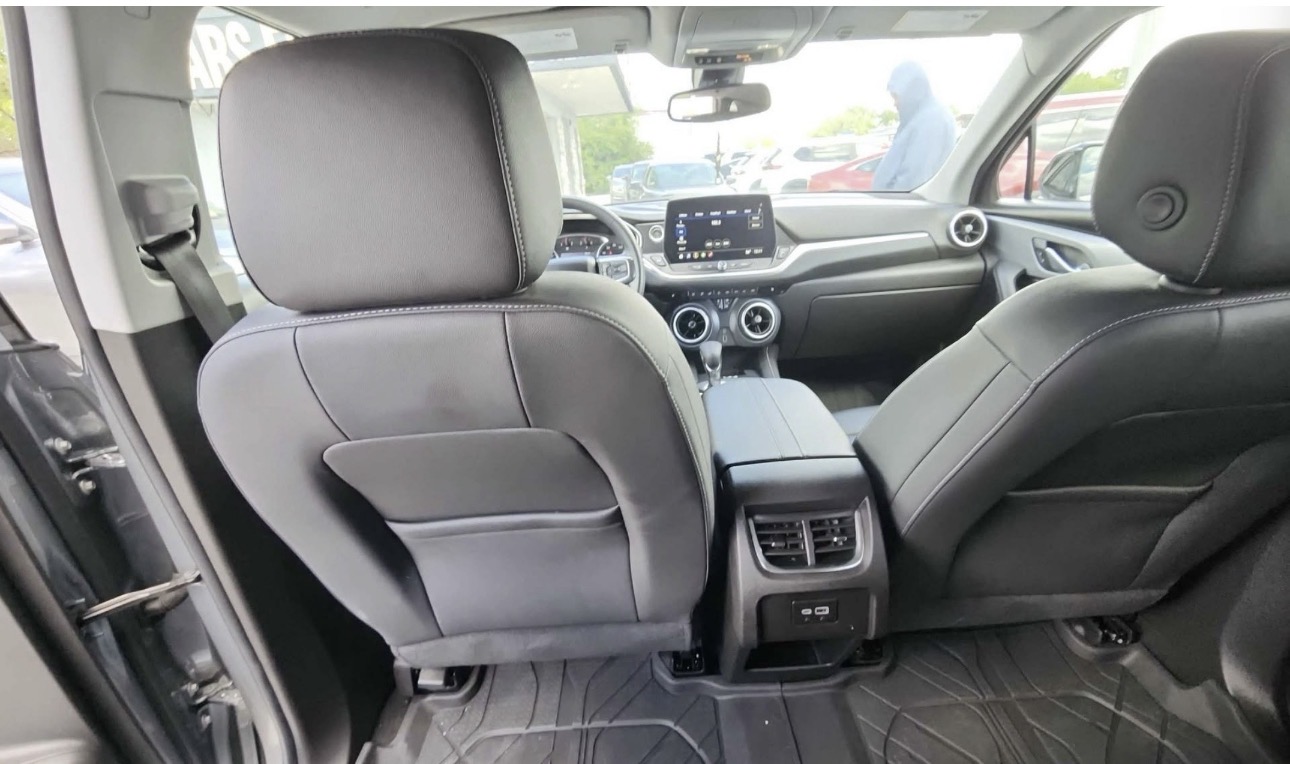 2024 Chevrolet Blazer — photo 7 of 7