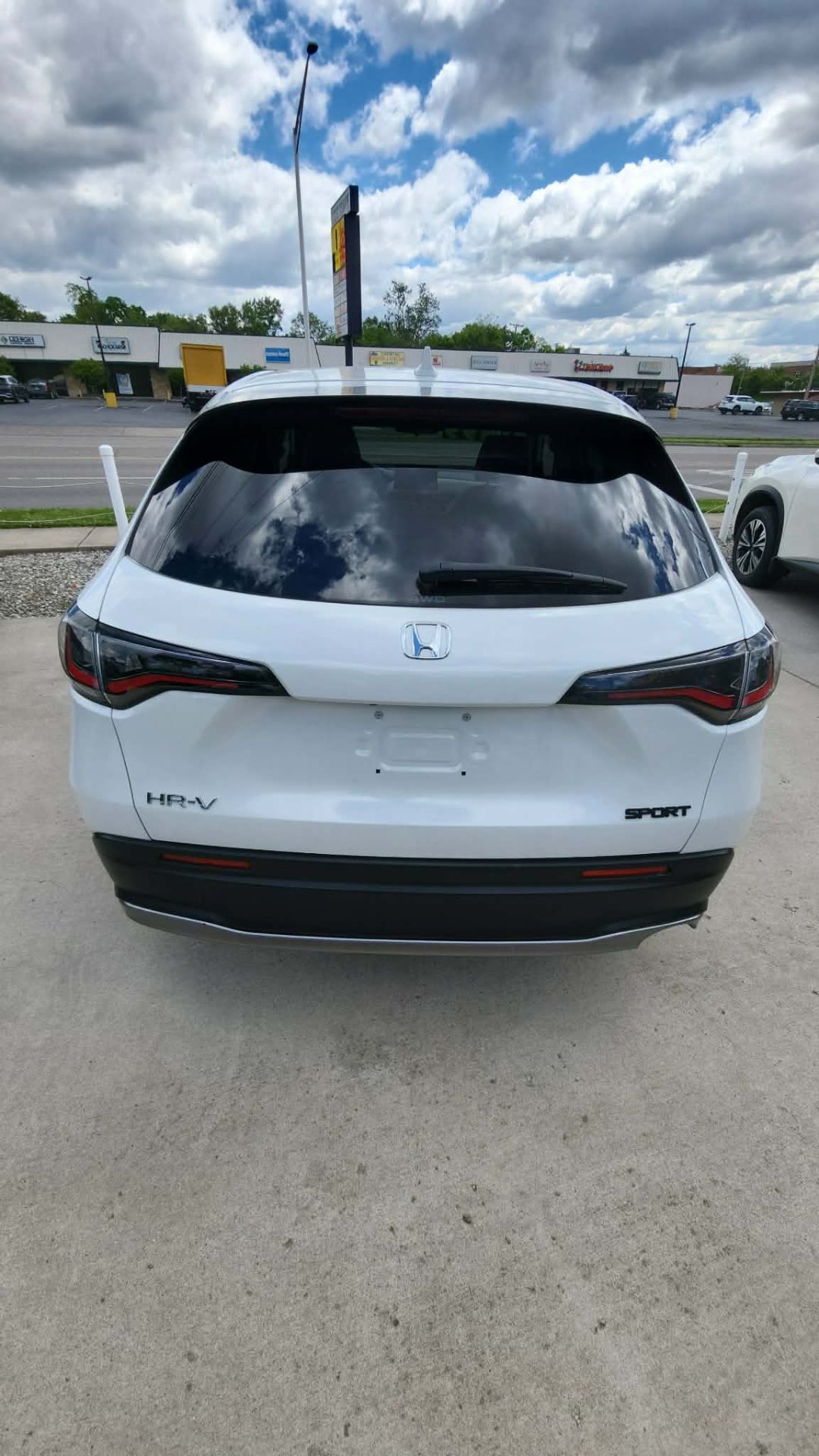 2026 Honda HR-V — photo 2 of 7