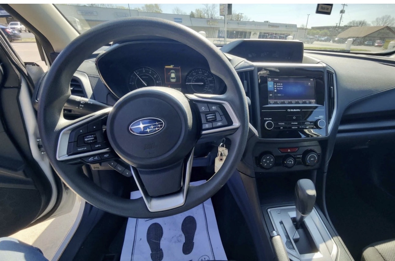 2022 Subaru Impreza — photo 4 of 6