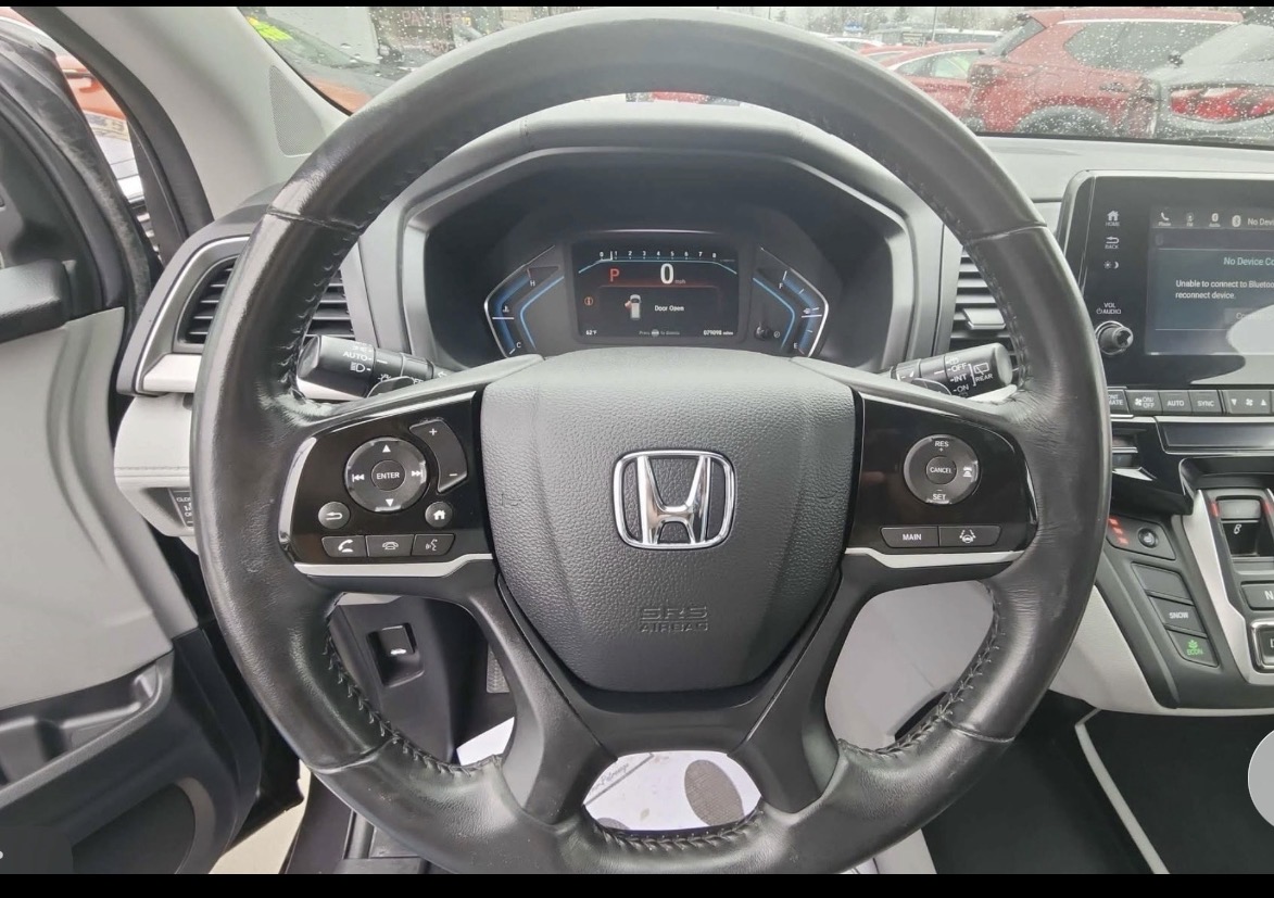 2019 Honda Odyssey — photo 3 of 6