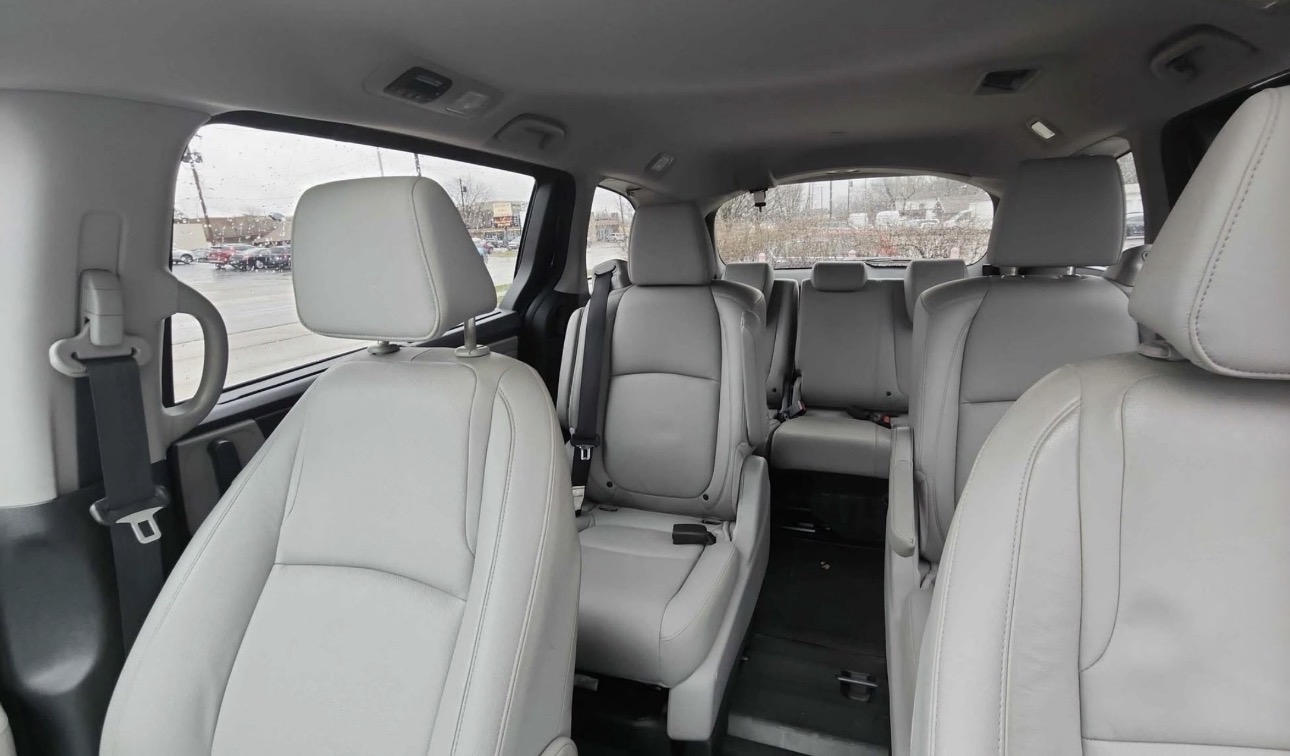 2019 Honda Odyssey — photo 6 of 6
