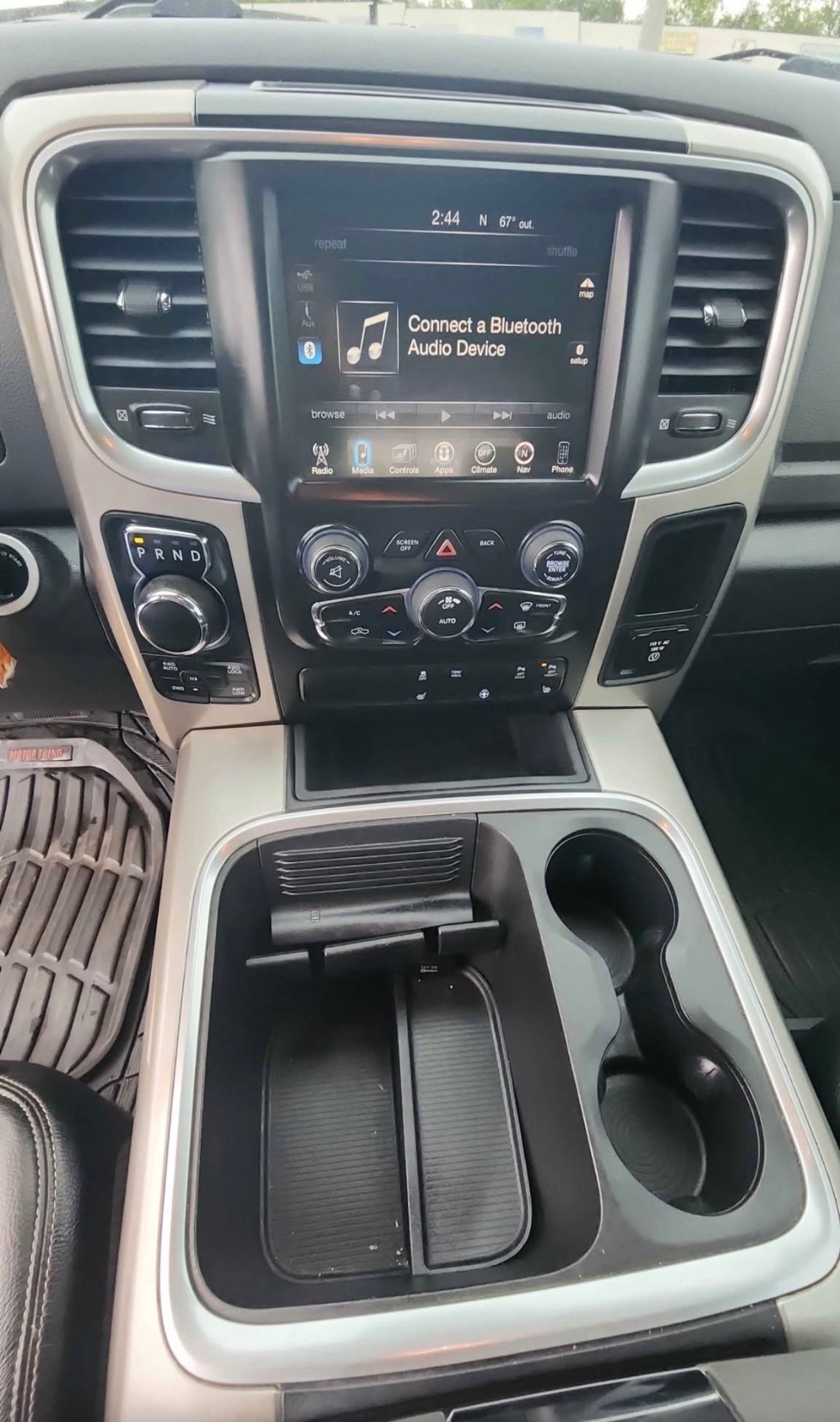 2017 Dodge Ram 1500 — photo 7 of 8