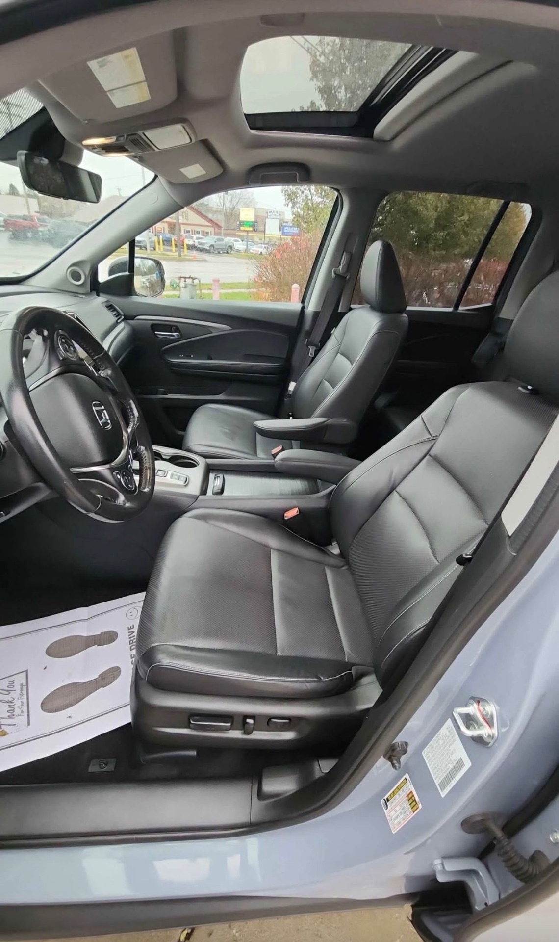 2022 Honda Ridgeline — photo 5 of 10