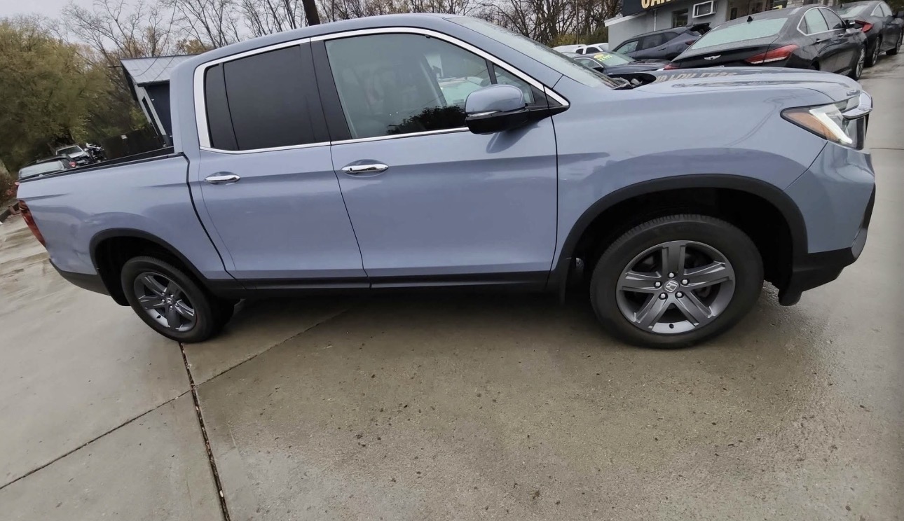 2022 Honda Ridgeline — photo 4 of 10